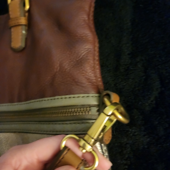 Fossil Explorer Leather Tote - Picture 5 of 8